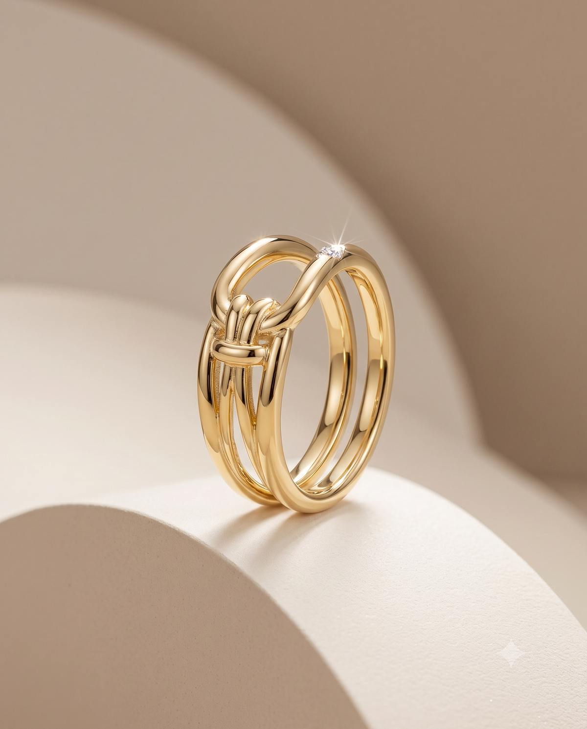 The Intertwined Knot Double-Band Ring