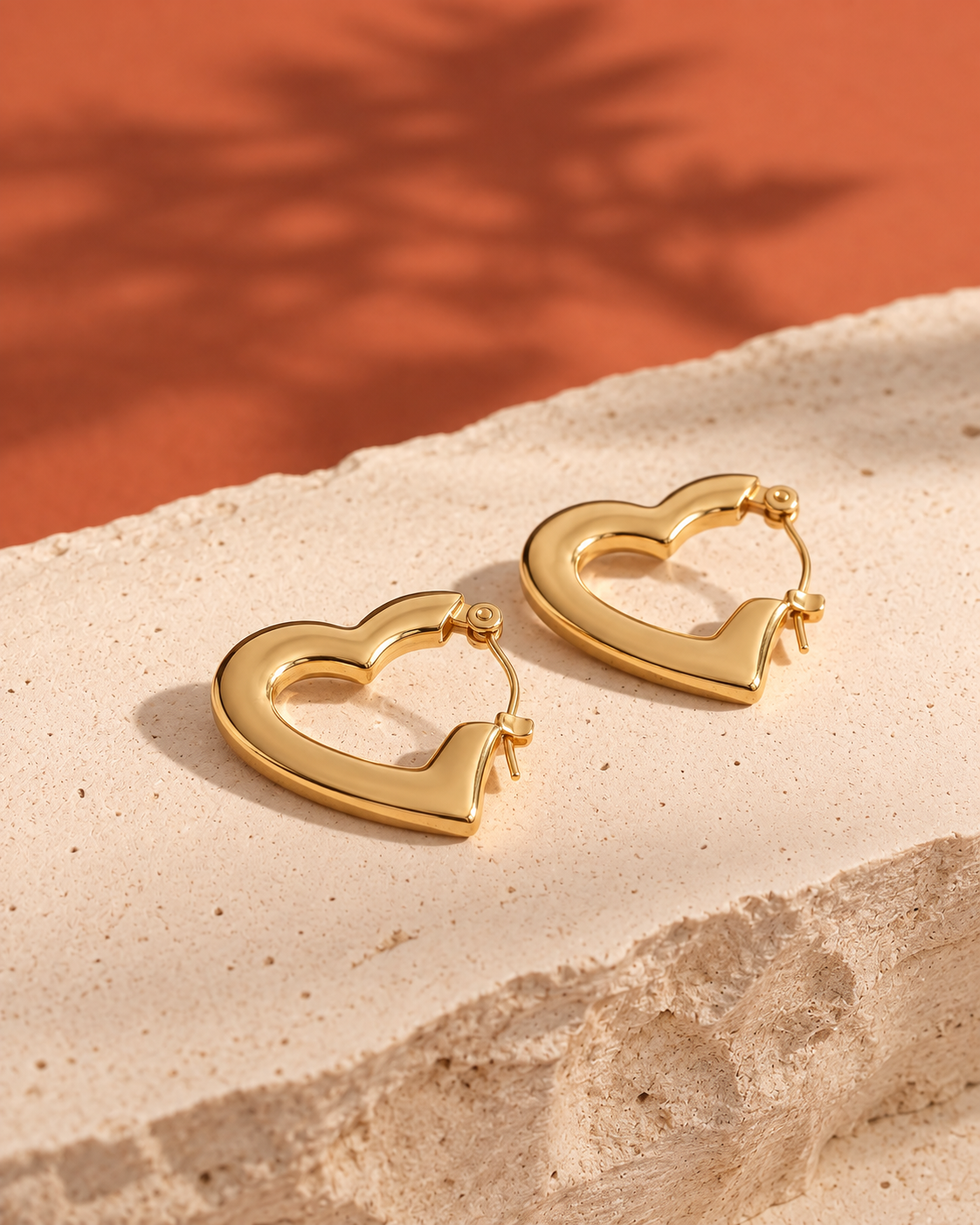 The Sweetheart Sculpted Hoop Earrings