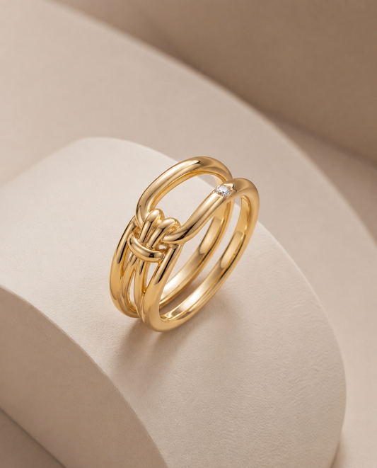 The Intertwined Knot Double-Band Ring