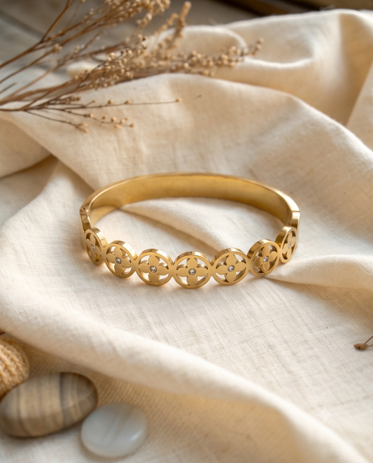 The Four-Leaf Bloom Brass Kada