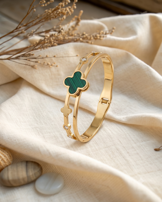 The Emerald Clover Brass Kada
