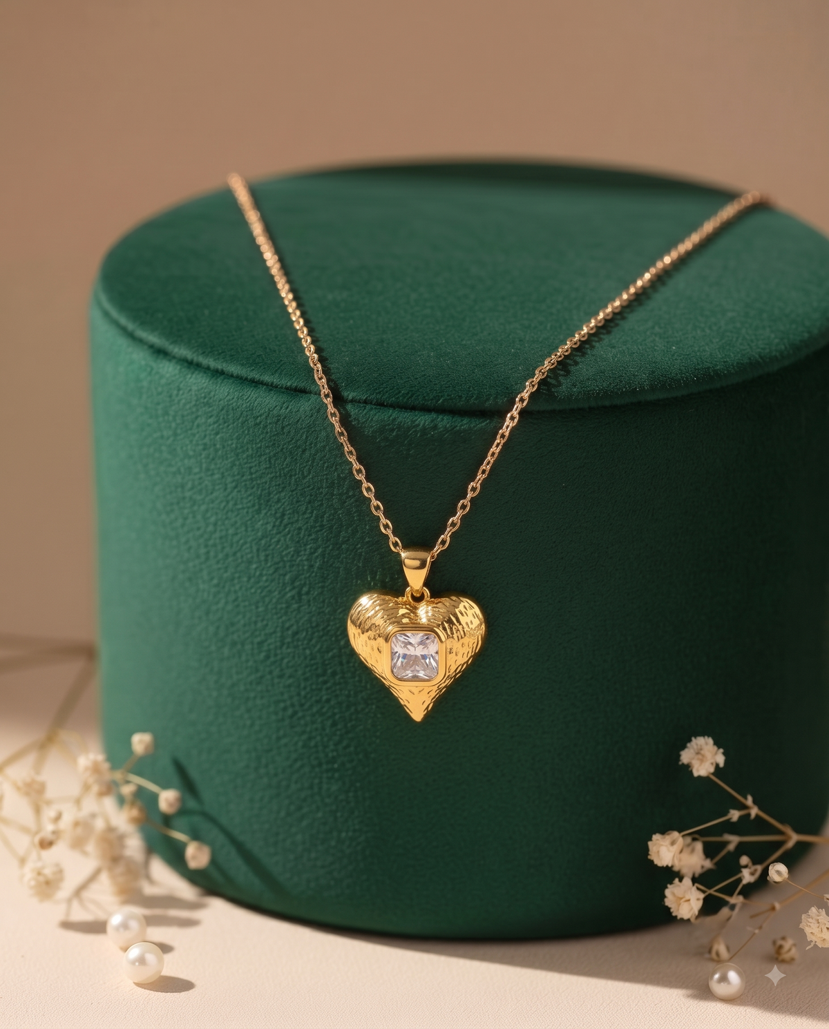 The Textured Solitaire Heart Necklace